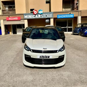 copy of copy of copy of AIXAM MINAUTO GT BIANCO PERLA 2017