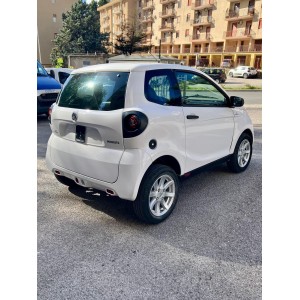 copie de AIXAM MINAUTO GT BIANCO PERLA 2017